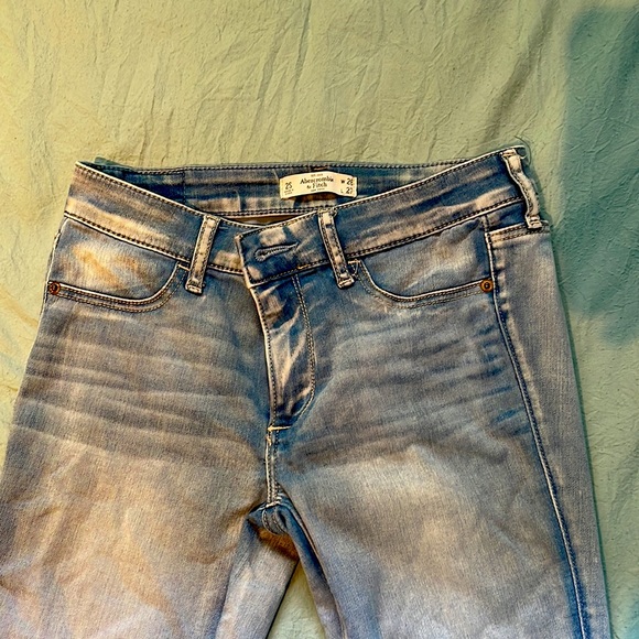 Abercrombie jeggings - Picture 2 of 3